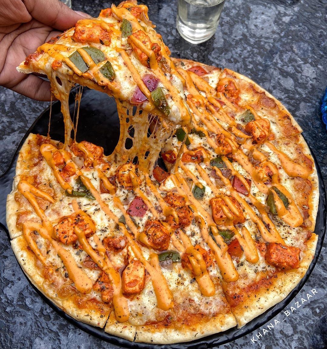 Spicy Paneer Pizza